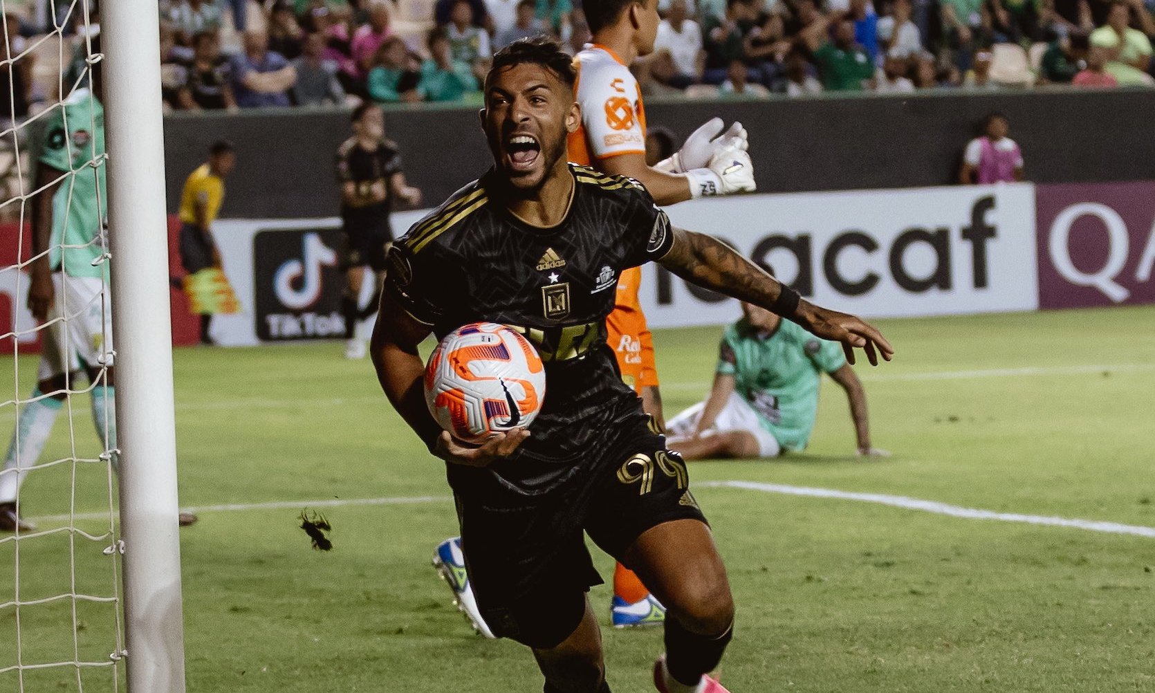 Los Angeles FC diminui prejuízo no fim e mantém sonho por título da CONCACAF Champions  League