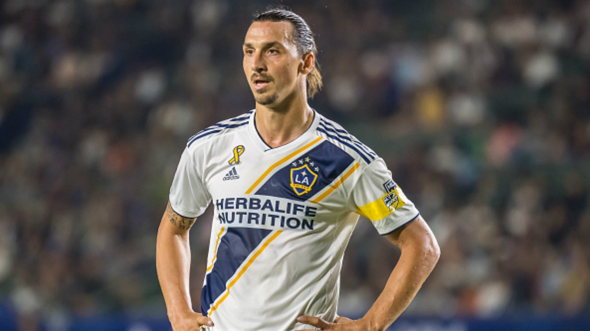 Fim de uma era: Zlatan Ibrahimović anuncia aposentadoria